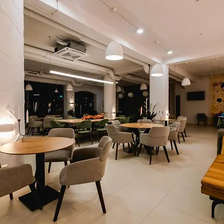 Kazak Club Hotel Gratiesti